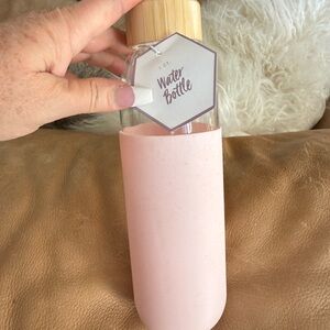 Pink Glass Water Bottle with Bamboo Lid